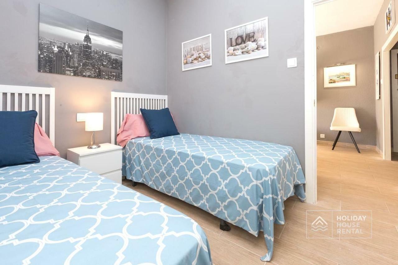 S12 - Beach Front Apartment --Free Wifi- Salou Exteriér fotografie