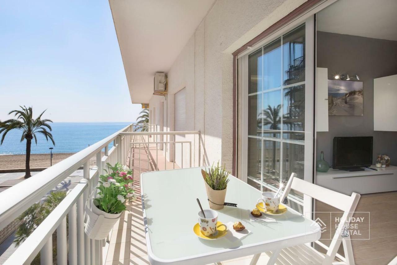 S12 - Beach Front Apartment --Free Wifi- Salou Exteriér fotografie
